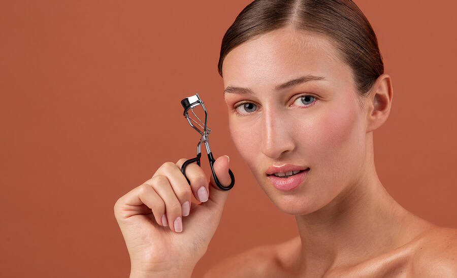 目の形(まぶたのタイプ)で選ぶ